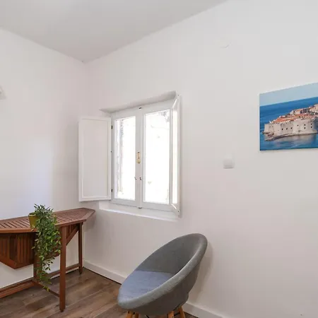 Apartment One Bedroom Ranch House